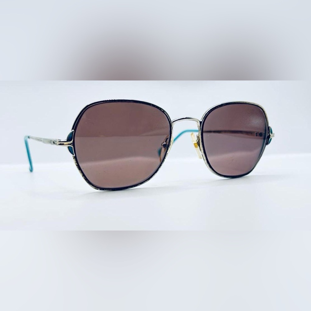 Vintage Kenmark Claire Silver Oval Sunglasses Hong Kong Frames Only